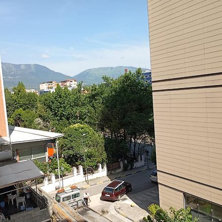Royal 3 Hostel تيرانا المظهر الخارجي الصورة