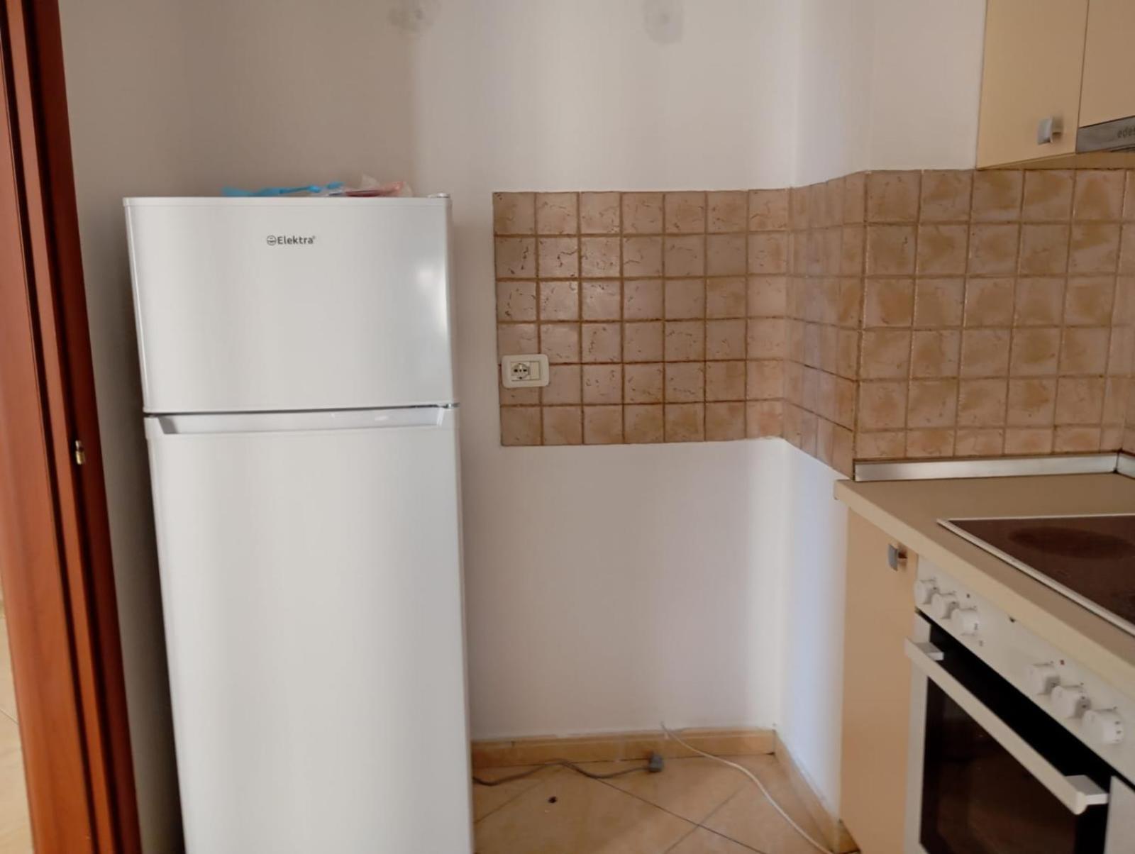 Royal 3 Hostel تيرانا المظهر الخارجي الصورة