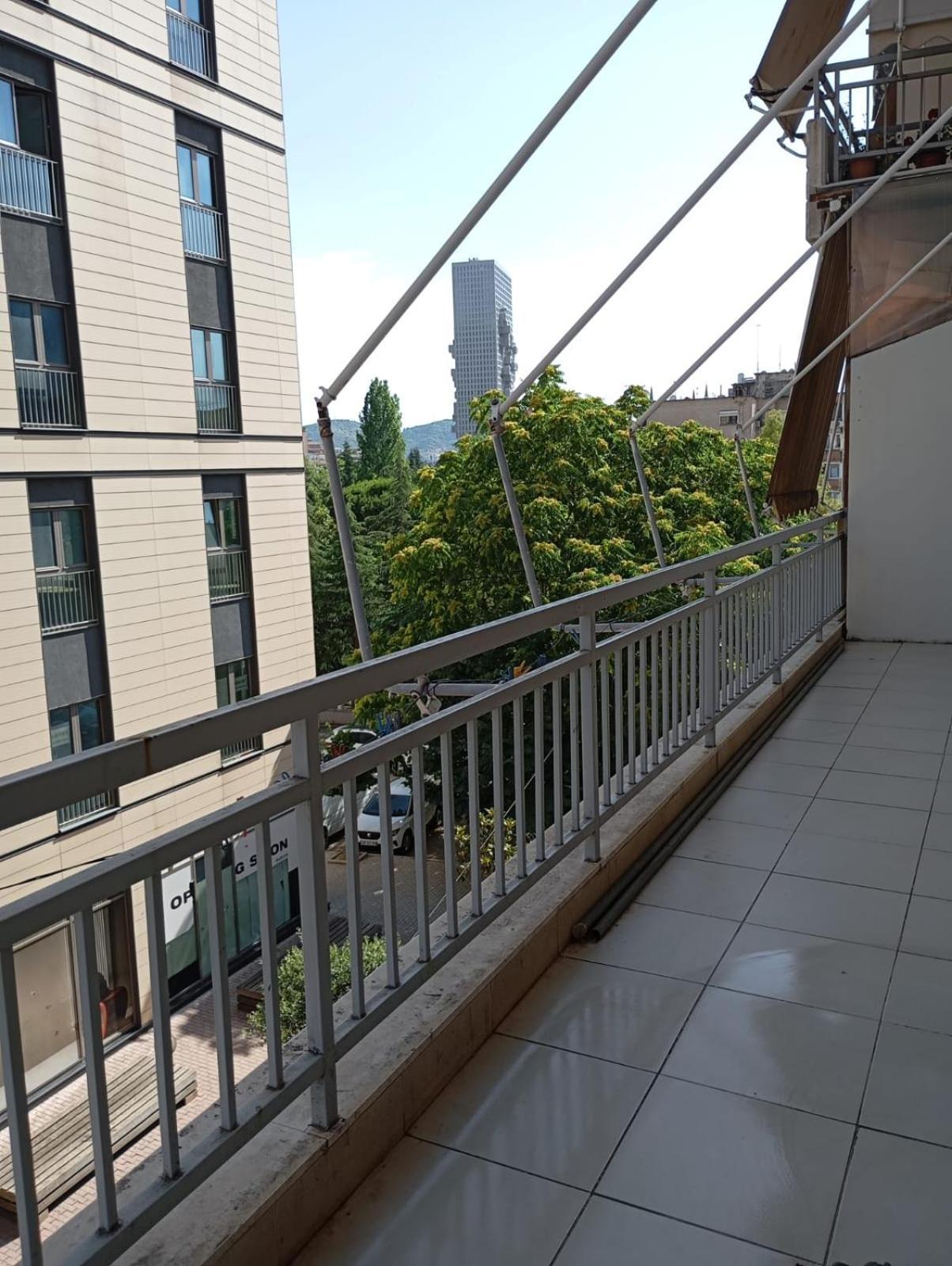 Royal 3 Hostel تيرانا المظهر الخارجي الصورة