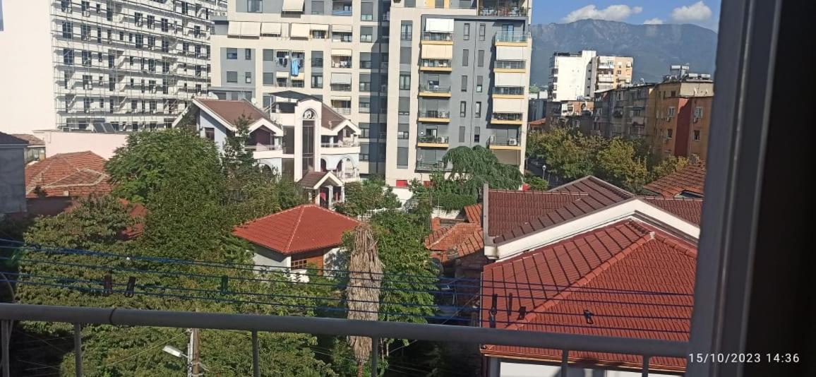 Royal 3 Hostel تيرانا المظهر الخارجي الصورة